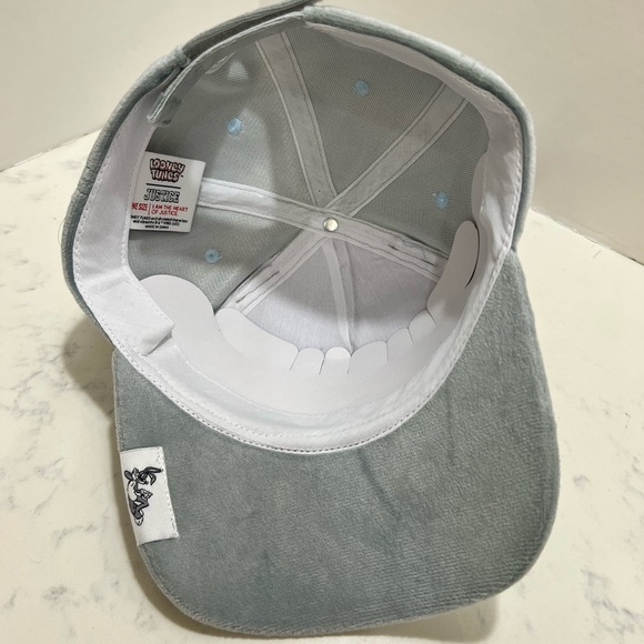 GRAY BUGS BUNNY CAP WITH EARS. LOONEY TOONS brand new without tags. UNISEX - Picture 8 of 10